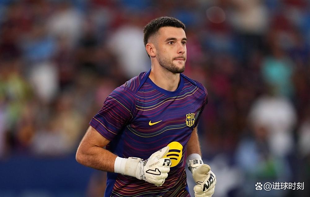 瓦伦西亚新援表现抢眼,球迷赞不绝口(瓦伦西亚队史最佳阵容) 瓦伦西亚新援表现抢眼,球迷赞不绝口(瓦伦西亚队史最佳阵容)