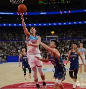 新疆男篮战胜劲敌，乐在其中(全疆足球邀请赛闭幕式阿依西古丽)