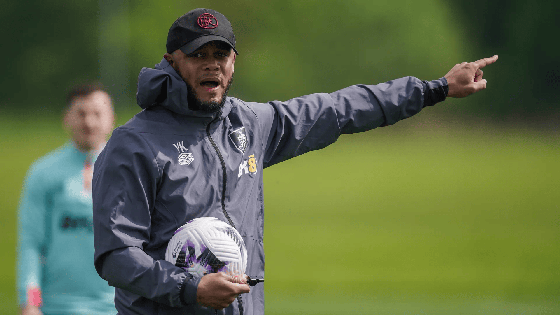 九州娱乐登录入口-热刺客场战平伯恩利，暂时停滞在联赛第五