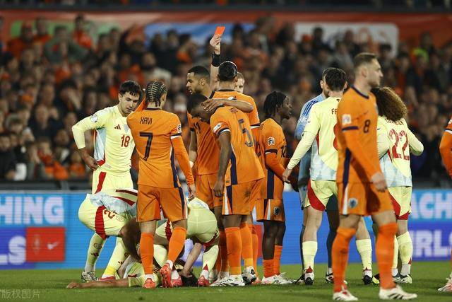 包含欧国联冠军风云变幻，争夺对决成为焦点的词条